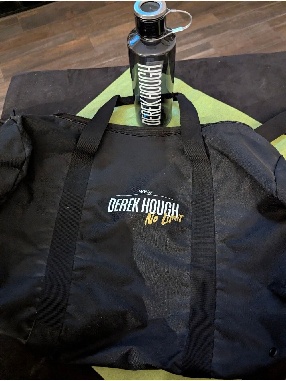 NWOT- Derek Hough  No Limit Las Vegas Residency -duffle bag tote and Waterbottle